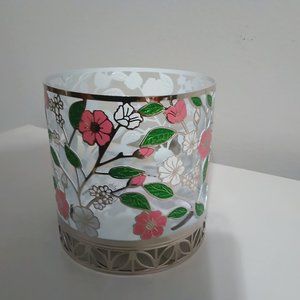 Bath and body Candle Holder